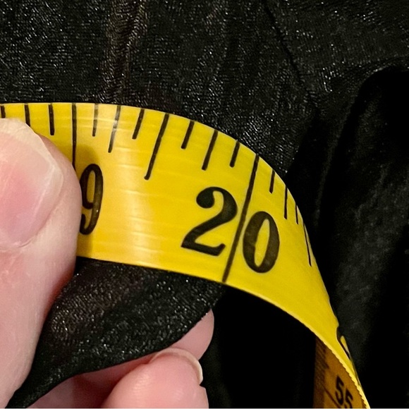 Coldwater Creek Black Women’s Button Blouse SZ 8 Professional Office Easy Care - Picture 15 of 15